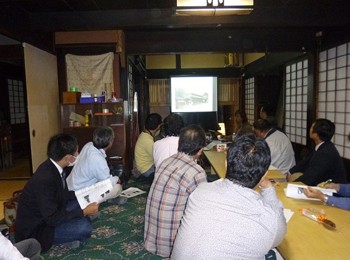  　新城市黒谷家見学会